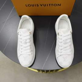 Picture of Louis Vuitton Shoes _SKULVsz38-45hnh082515693